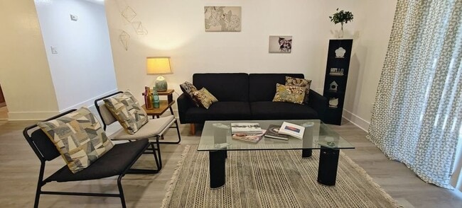 Photo - 6519 W Newberry Rd Unit 801