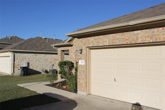 Photo - 208 Firwood N