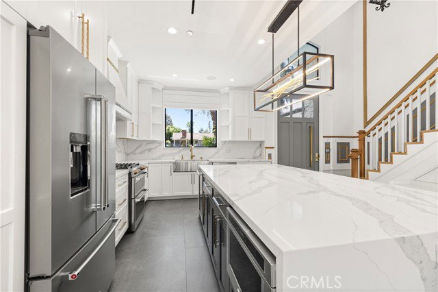 Photo - 22121 Providencia St