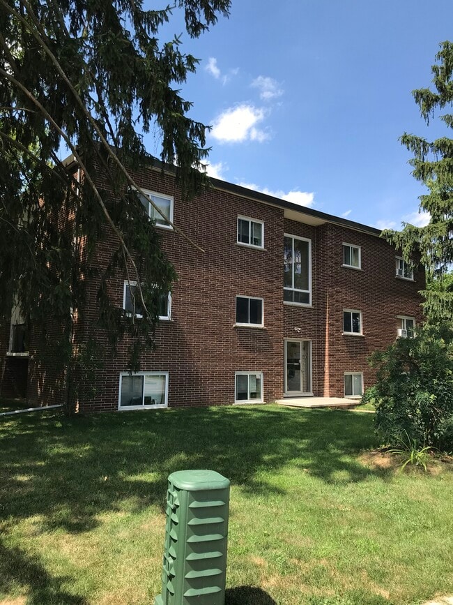 Building Photo - 380 Erb St. W Unit 301