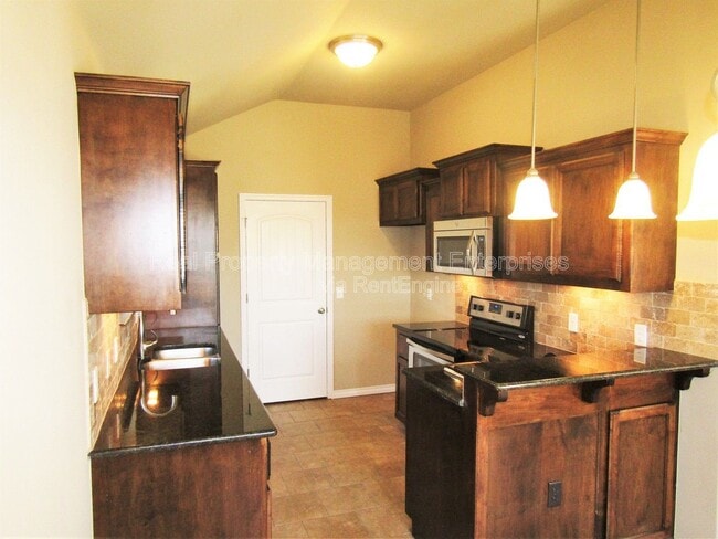 Photo - 2924 NW 181st St