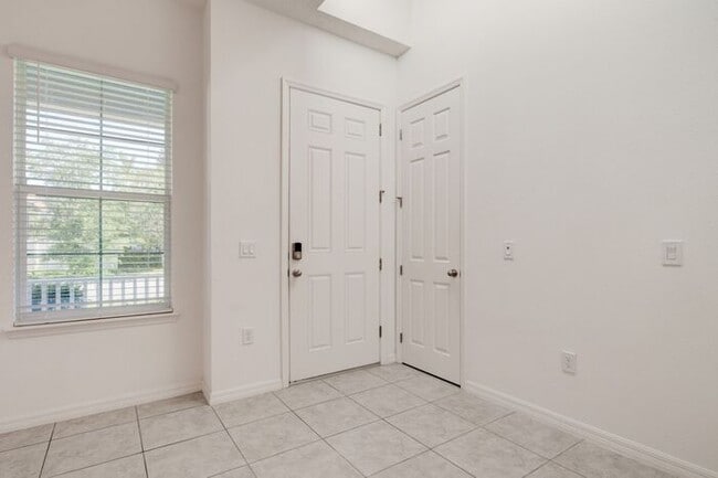 Photo - Four Bedroom Winter Garden Watermark Home!
