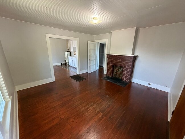 Photo - 506-506 Kingston Ave NE Unit 506A