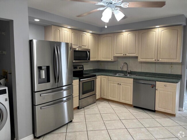 Building Photo - 352 Prestwick Cir Rental