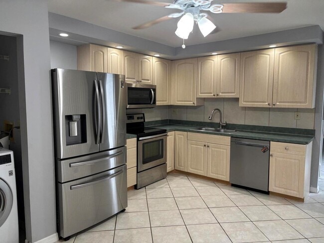 Photo - 352 Prestwick Cir Townhome