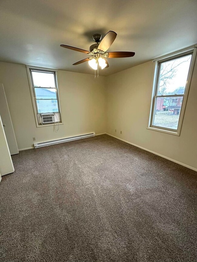 820 York St Unit 820 1/2 York St.