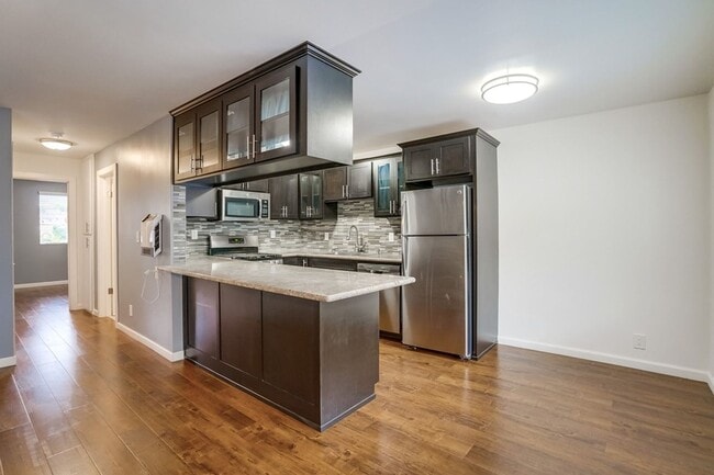 Photo - Secure and Convenient Multi-Unit Asset in Central Inglewood