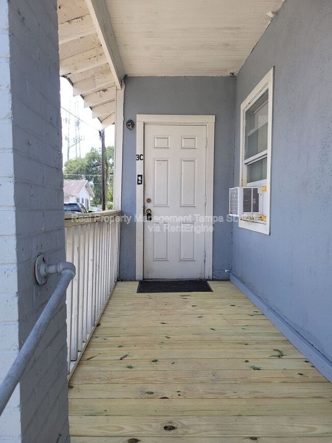 Photo - 803 E Lake Ave Unidad C 3