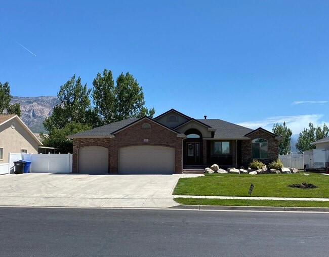 Building Photo - 3732 N 2800 W
