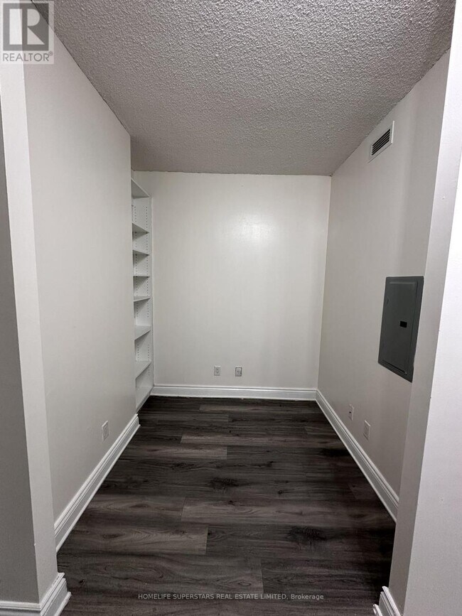 Photo - 18 Yonge St Unité 3412