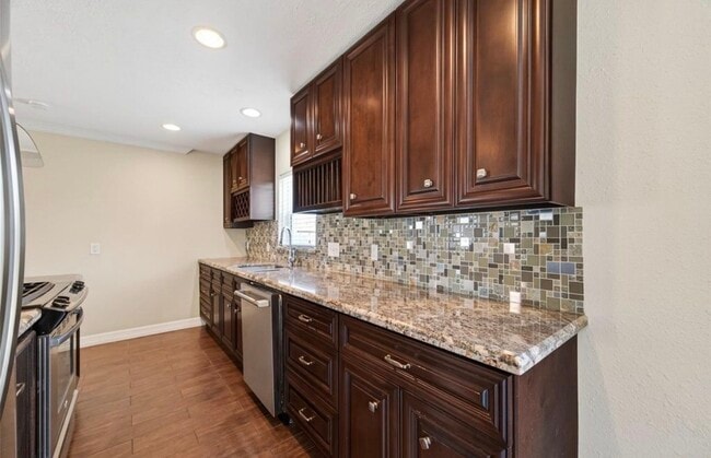 Photo - 2010 Spillers Ln