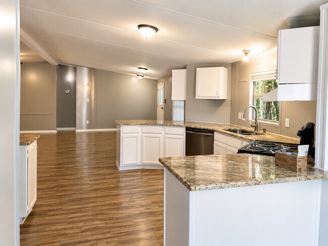 Photo - 13142 FM 1484 Rd
