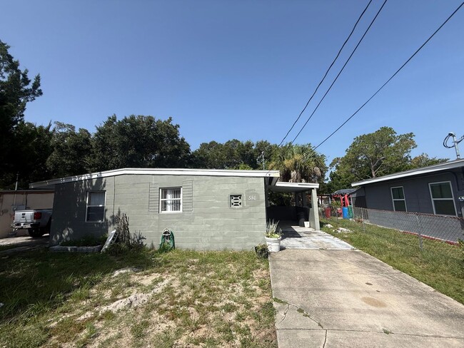 Photo - 580 Berkshire Rd