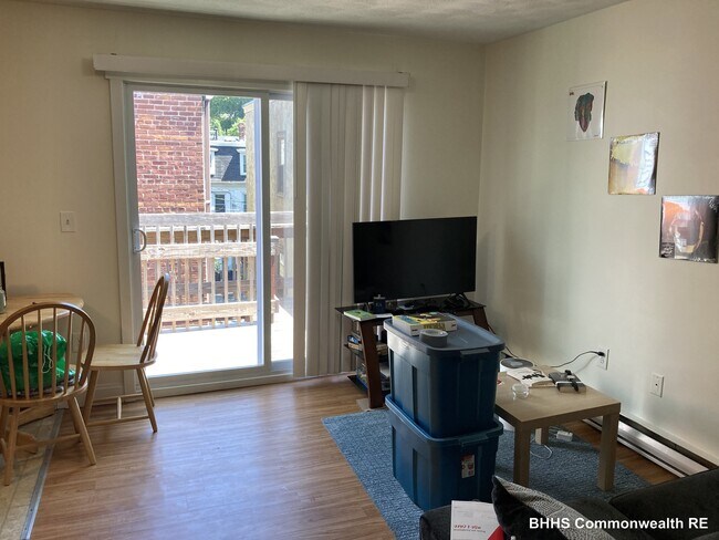 Photo - 3 Elm St Unit 3