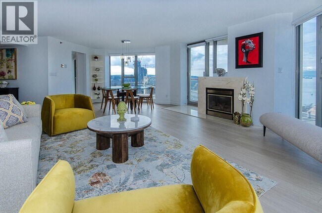 1000 Beach Ave Unit 1305