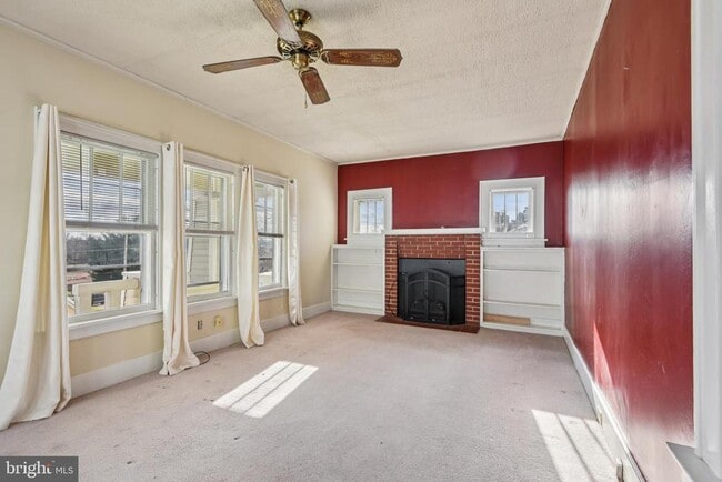 Photo - 209 Locust St Unidad C