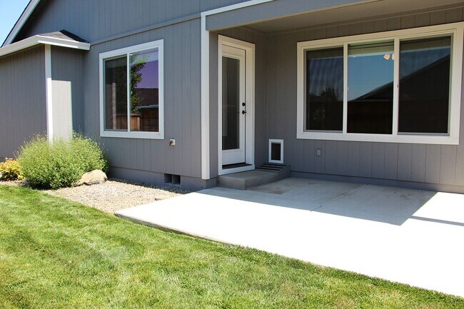 Photo - 7587 Wilson Way House