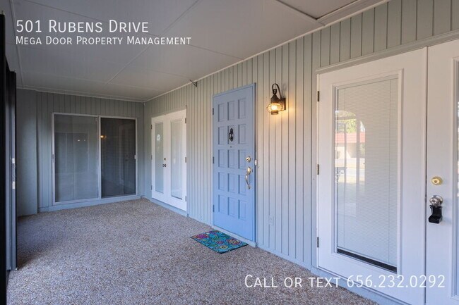 Photo - 501 Rubens Dr