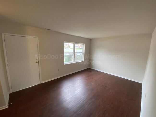 Photo - 928 Bellows Ave