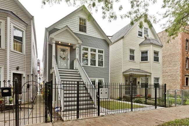 Photo - 3121 N Monticello Ave Unit 2