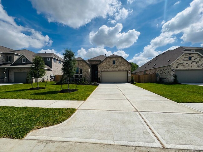 Building Photo - 4227 Eagle Pass Dr