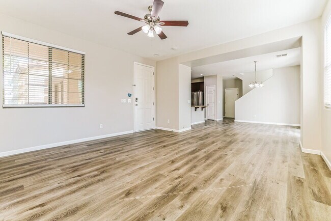 Photo - 3809 E Santa Fe Ln