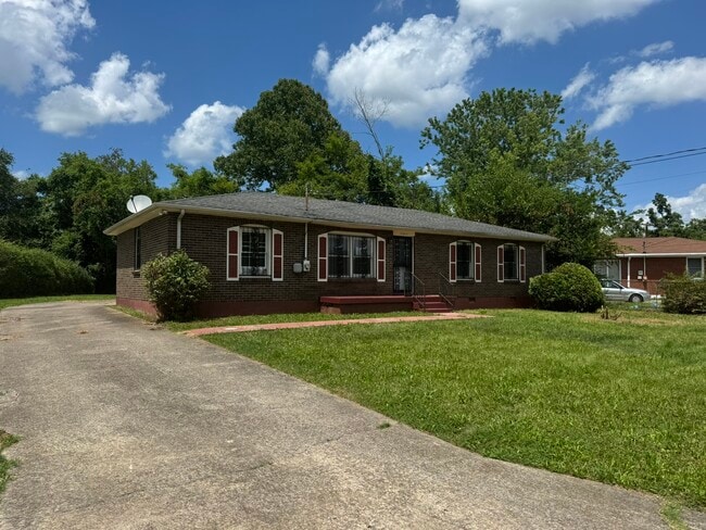 Photo - 3004 Lytle Dr