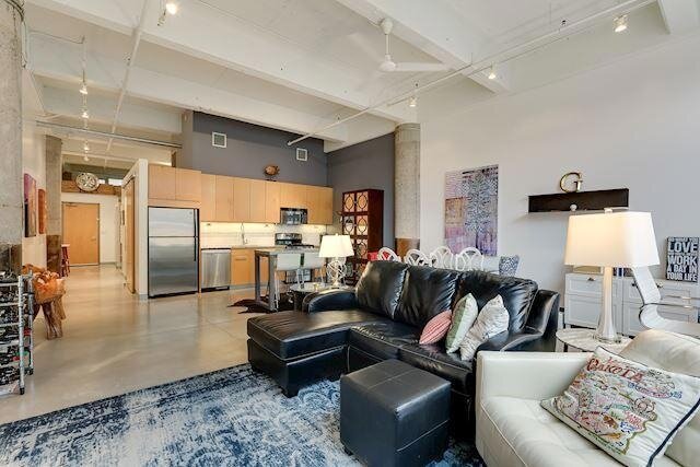 Photo - 700 N Washington Ave