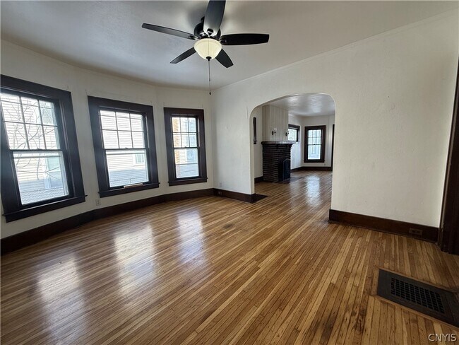 Photo - 221 Durston Ave