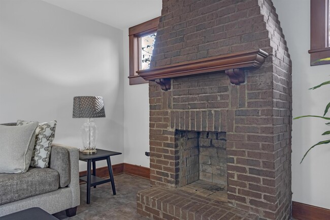 Photo - 1293 Vinton Ave House