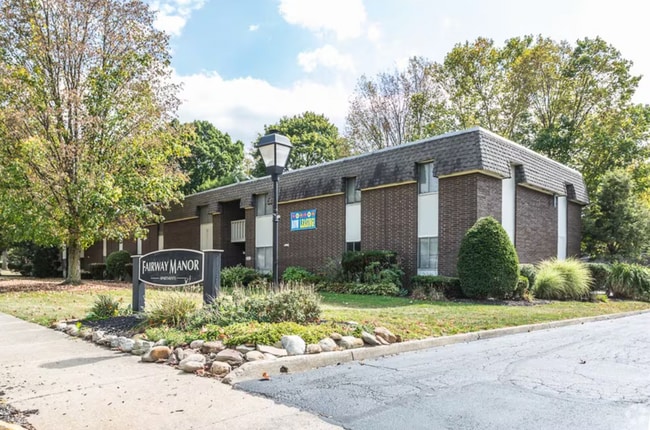 Photo - Fairway Tower & Manor Apartments