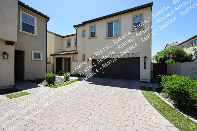 Building Photo - 1929 S Follett Way Rental