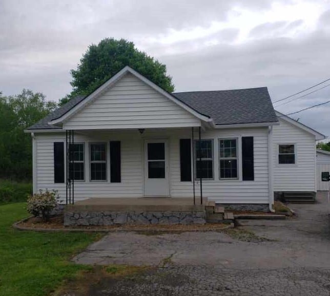 Building Photo - 1511 Woodlawn Rd Rental