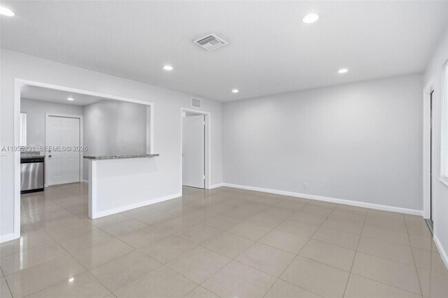 Photo - 808 NE 2nd St Unit B