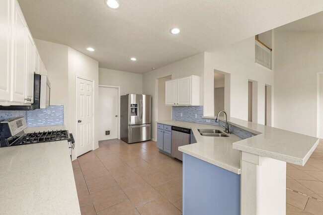 Building Photo - 20307 Wild Berry Dr