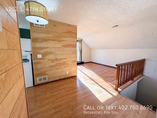 Photo - 4202 S 47th St