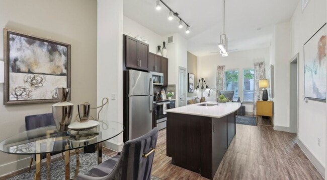 Photo - 11119 Alterra Pkwy Unidad 1133