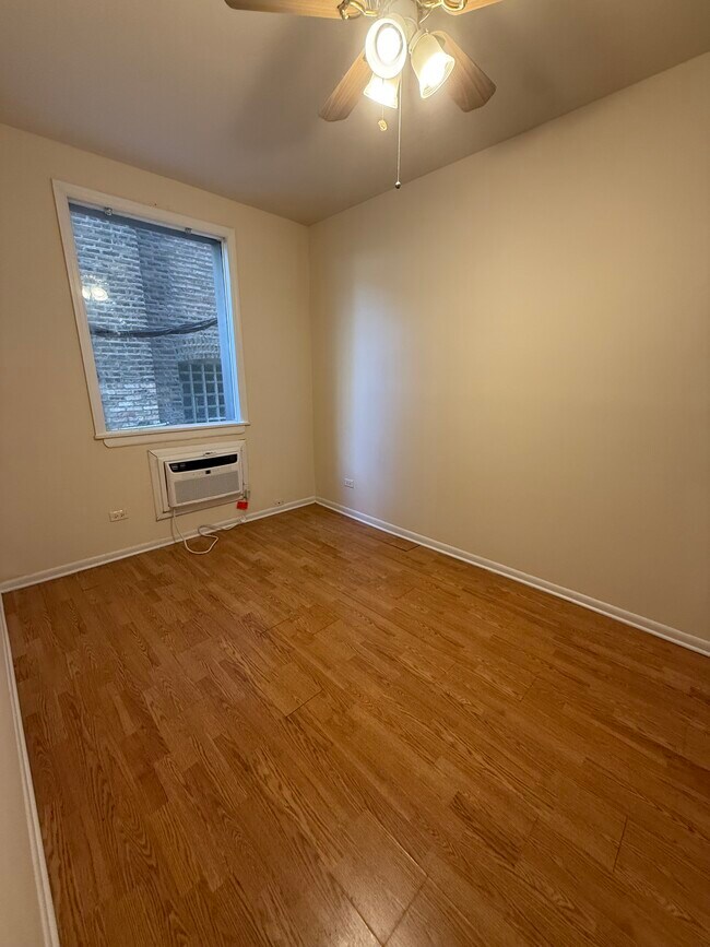 Photo - 150 N Dearborn St Unit 107