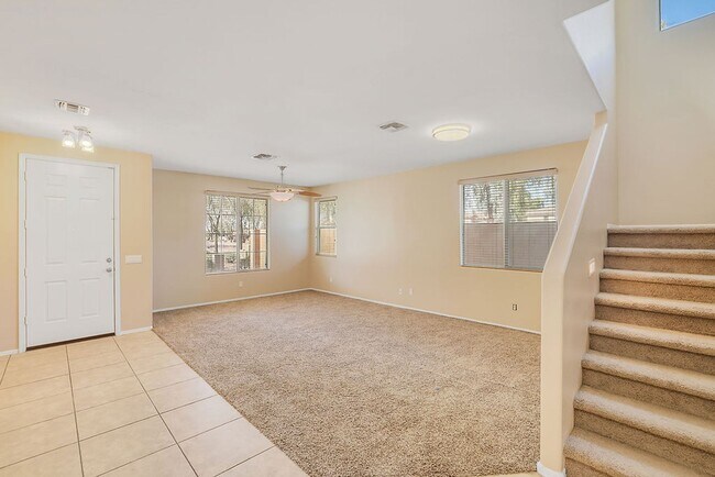 Photo - Excellent Gilbert Location!