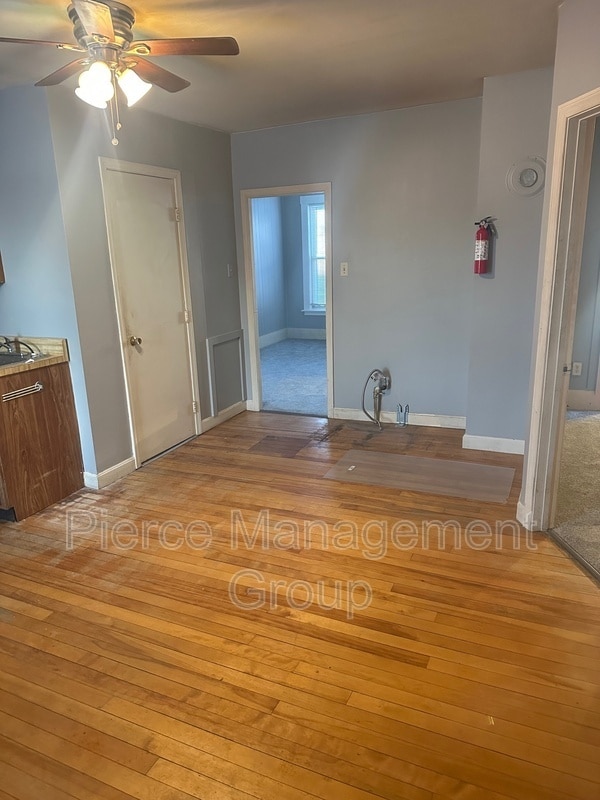 Photo - 308 Bartlett St Unidad 2