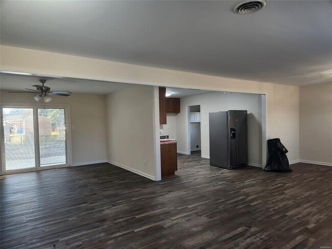 Photo - 122 Debra Dr