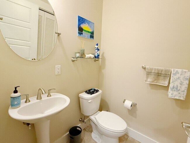 Photo - 54 Loomis St