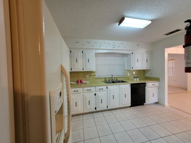 Photo - Spacious 2 Bedroom 2 Bath Home!