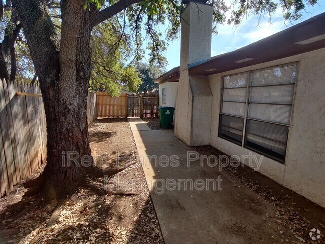 Building Photo - 3812 Wild Rye Trail Unit B Rental
