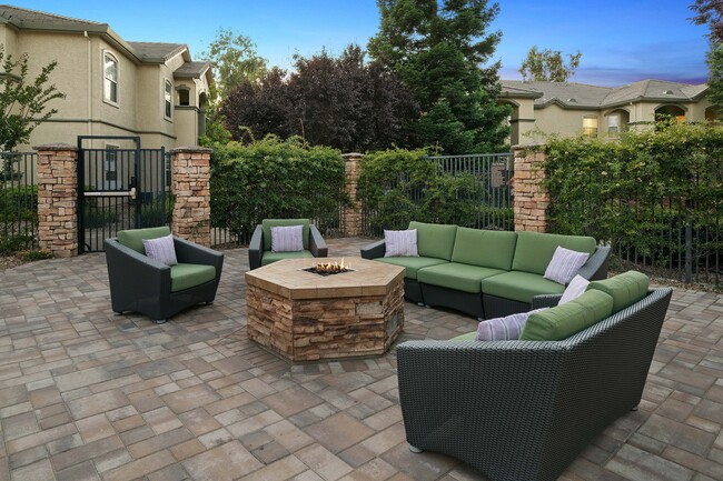 Willow Springs Apartments