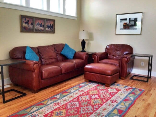 Open concept living-dining-kitchen - 320 N Bozeman Ave Unit A