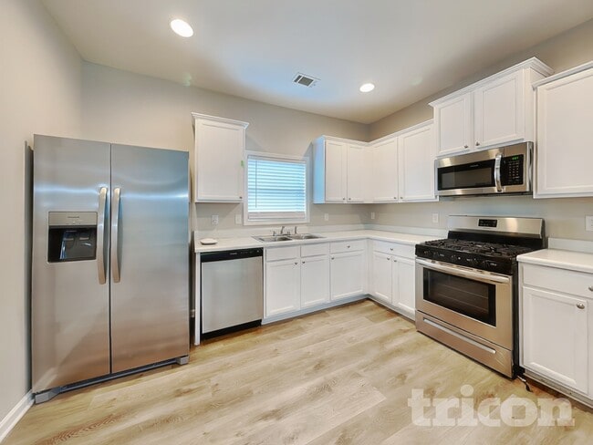 Photo - 7802 Bluefin Trail