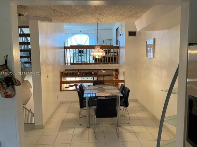 Photo - 3318 SE 2nd St