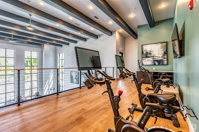 Cycling & Stretch room
