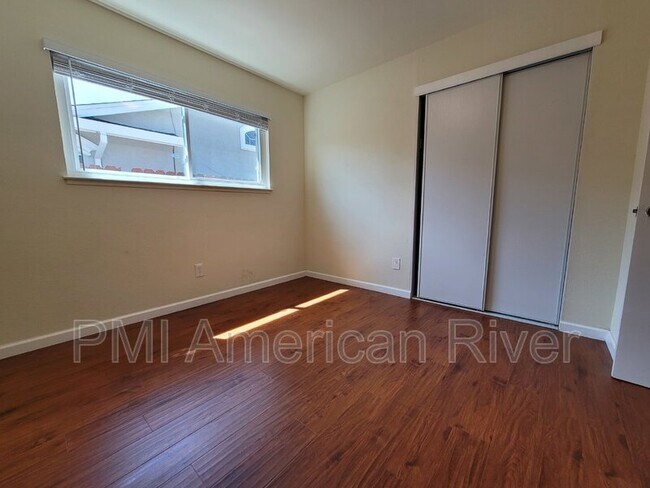 Photo - 7295 Fair Play Dr